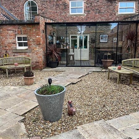 Newsham Grange Farm Bed & Breakfast Thirsk Exterior photo