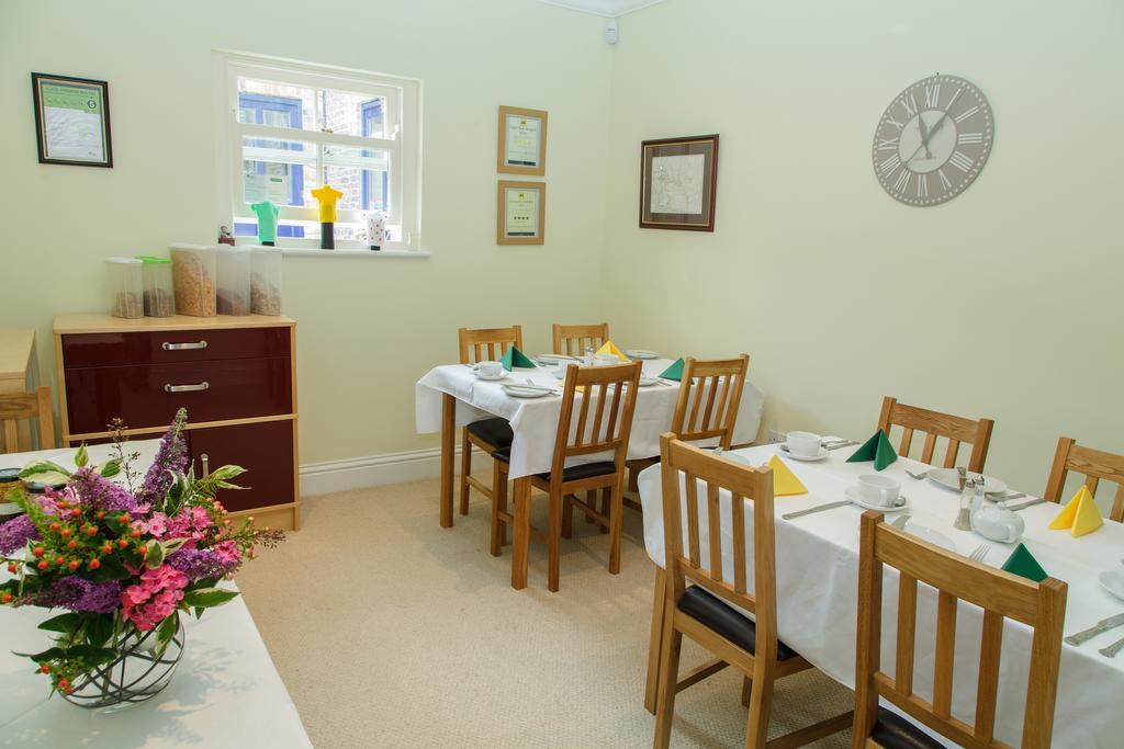 Newsham Grange Farm Bed & Breakfast Thirsk Exterior photo