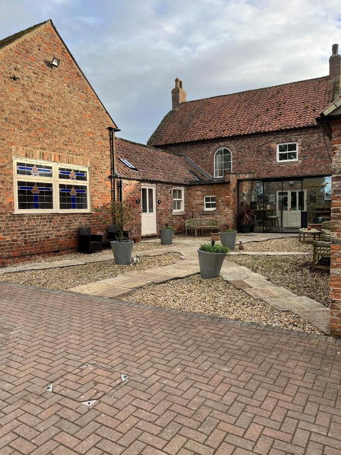 Newsham Grange Farm Bed & Breakfast Thirsk Exterior photo
